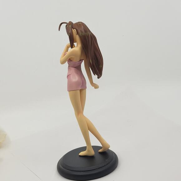 Love Hina Naru Narusegawa Pink Bath Towel Edition 18 scale Epoch statue with box - Picture 14 of 16